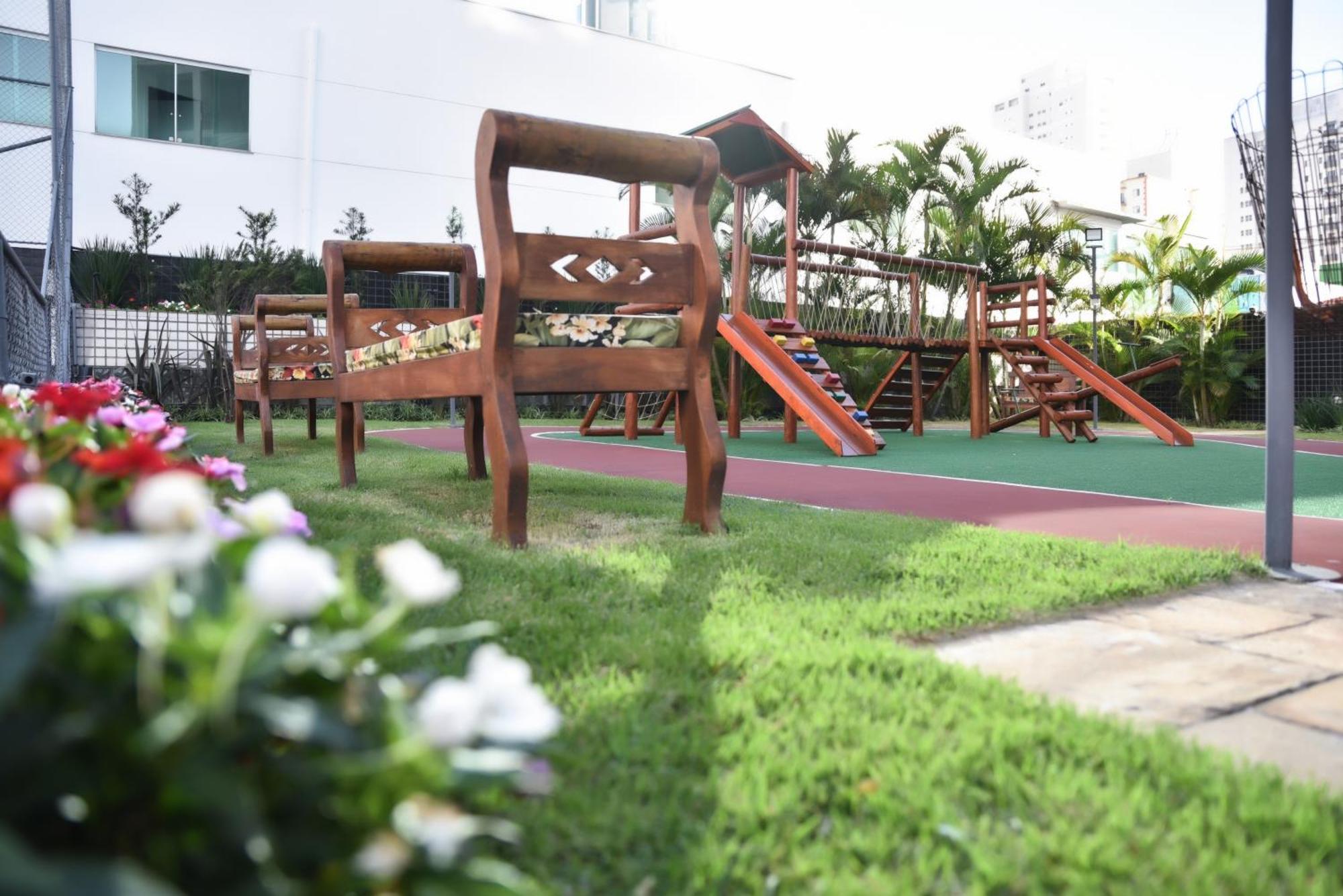 Plaza Small Town Flat 4*