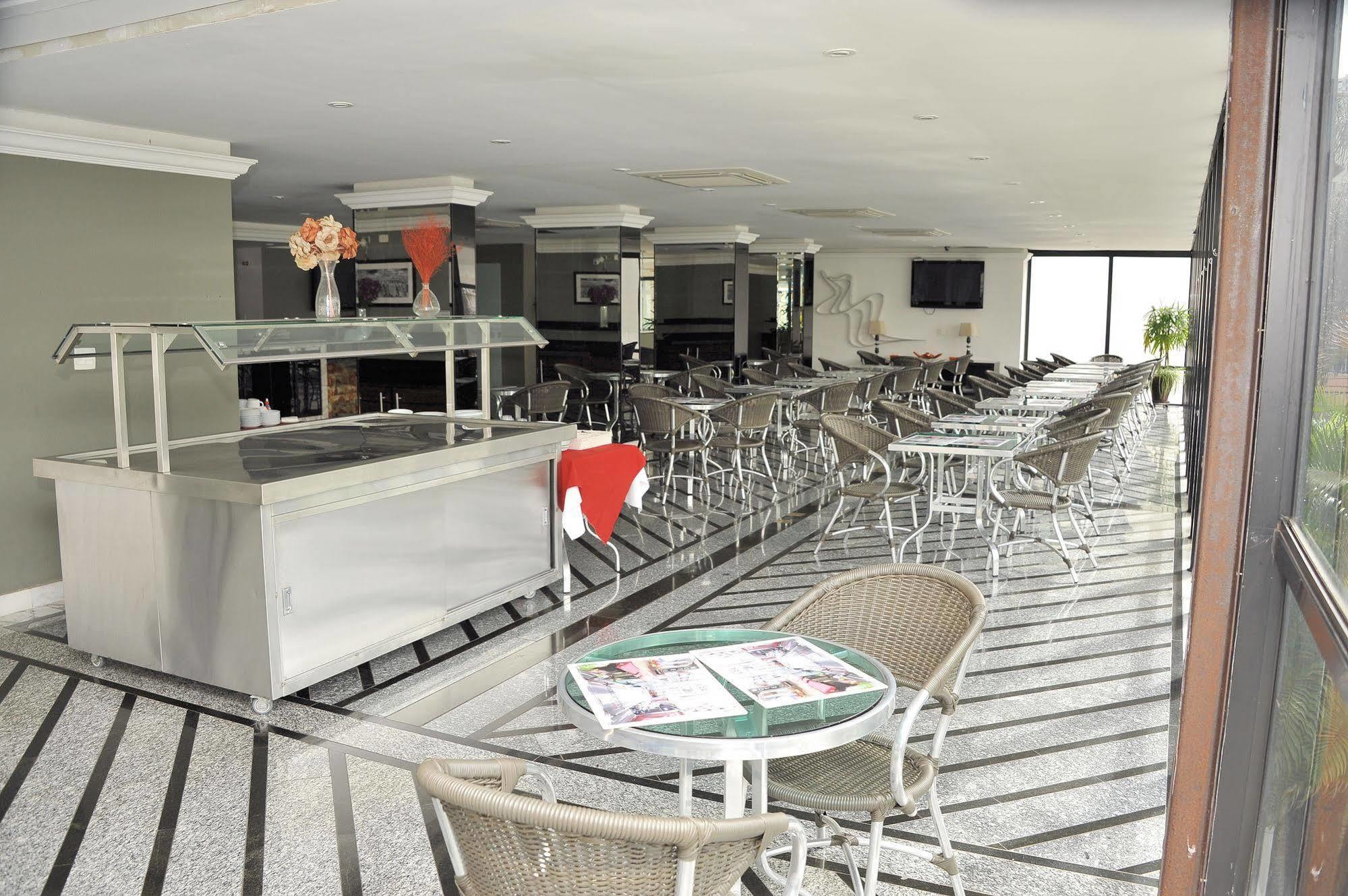 Plaza Small Town Flat Apart-hotel 4*
