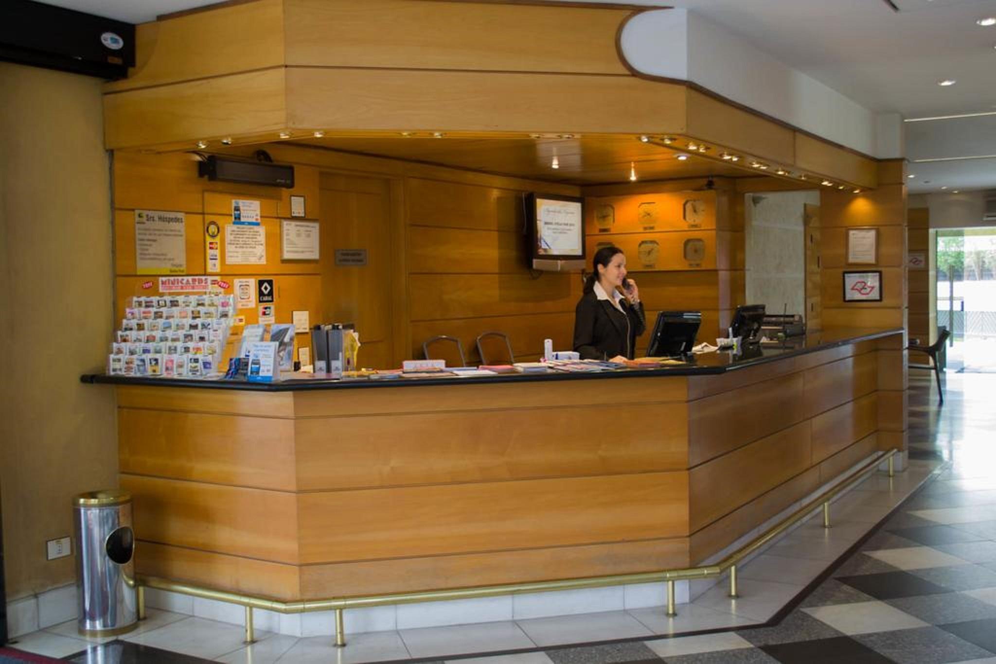 Plaza Small Town Flat 公寓式飯店