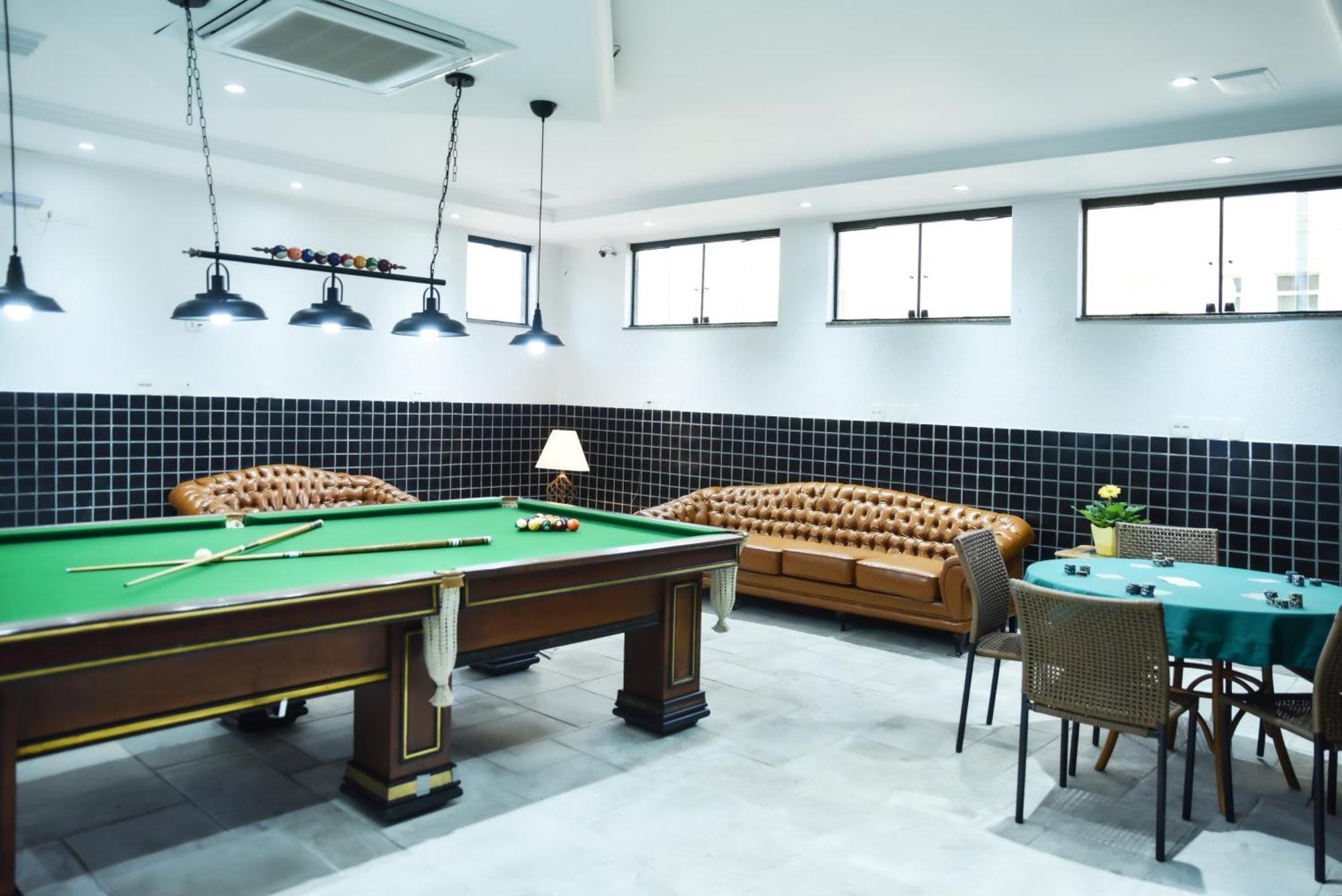 Plaza Small Town Flat 公寓式飯店 4*