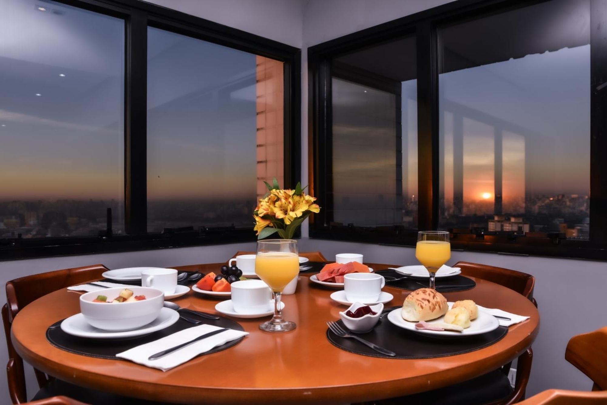 公寓式飯店 Plaza Small Town Flat 4*